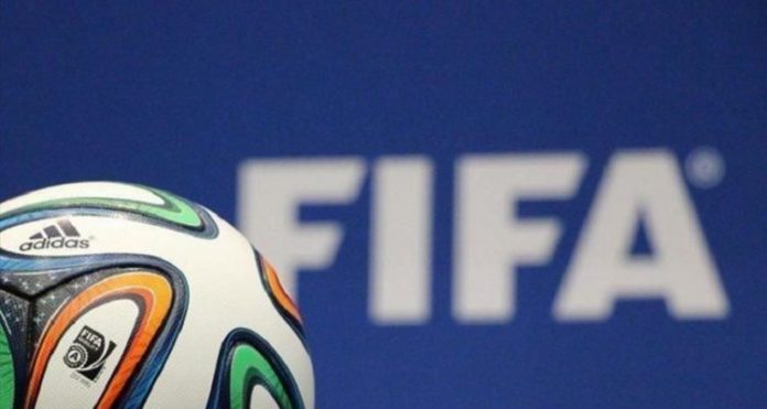Θέλει να αλλάξει το ποδόσφαιρο η FIFA: Απεριόριστες αλλαγές, μισάωρα ημίχρονα και… παύση χρόνου!