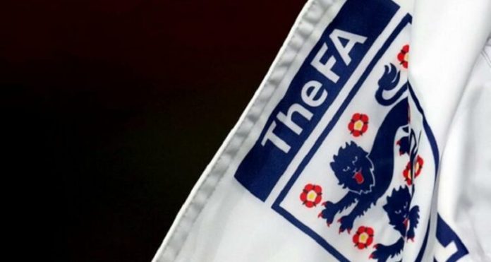 FA: Μόνο μετά από έγκριση των οπαδών μπορούν να αλλάζουν το έμβλημα και τα χρώματα οι ομάδες!