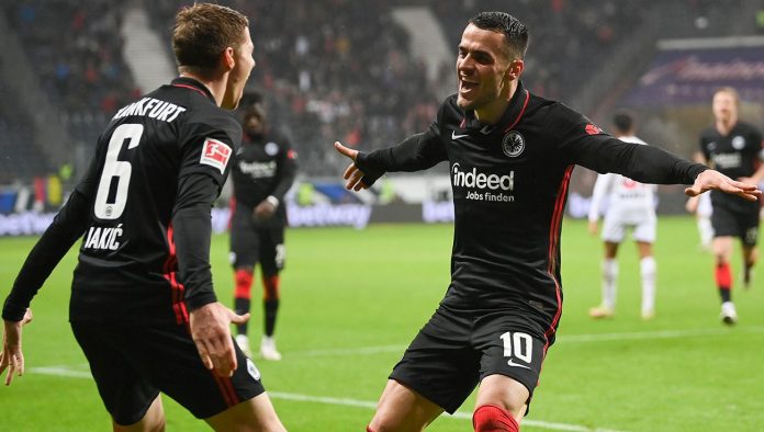 frankfurt-celebrando-un-gol