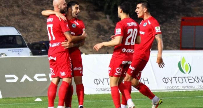 Η ώρα ζυγώνει, η αγωνία μεγαλώνει στην Ομόνοια
