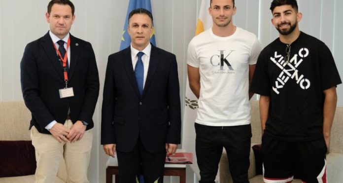 Δι-έξοδος για τους στρατεύσιμους ποδοσφαιριστές