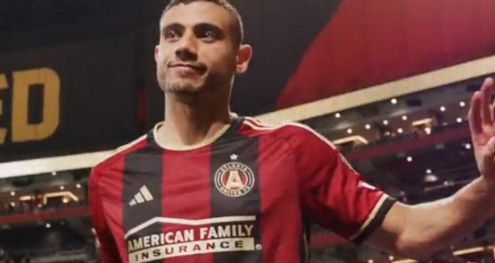 MLS: Ο Γιακουμάκης σκόραρε ξανά και η Ατλάντα τον αποθέωσε αποκαλώντας τον “Χρυσό Καρφί”
