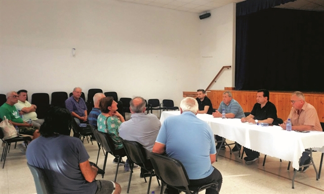 Αφαίρεση των συρματοπλεγμάτων το συντομότερο ζητούν οι επηρεαζόμενες κοινότητες