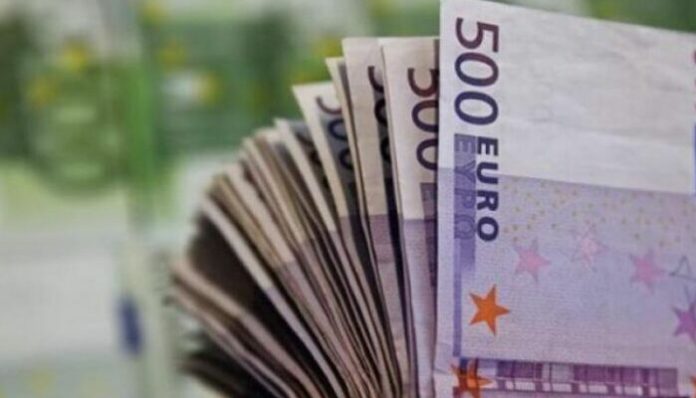 Ελεγκτική: Ανείσπρακτοι φόροι πέραν των €2.5 δισ. – Ανεπάρκεια και παραλείψεις από το Τμ. Φορολογίας