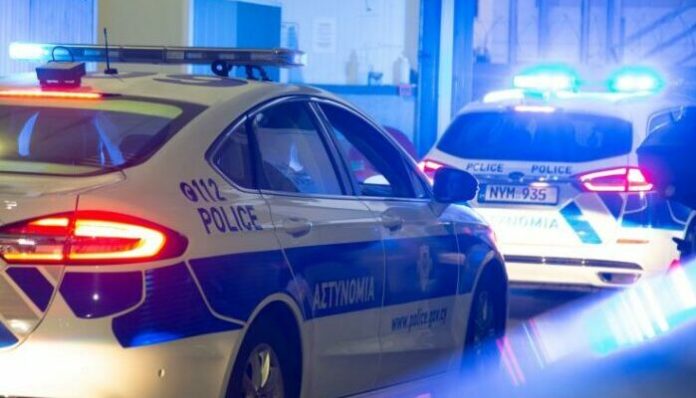 Λάρνακα: Κουκουλοφόρος άνοιξε πυρ με πιστόλι κατά καφενείου