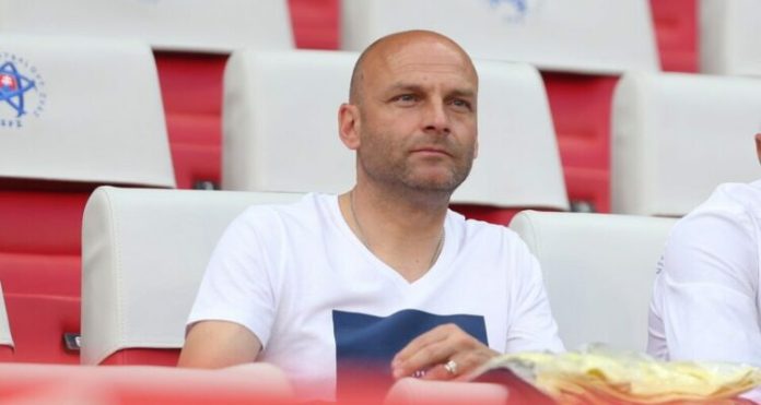 Ο Απόλλωνας ξηλώθηκε και ξαναφτιάχνεται