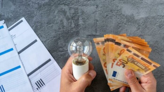 Η ΑΗΚ ζητά αύξηση 7,5% στο ρεύμα – Έντονες αντιδράσεις στην Επιτροπή Ενέργειας