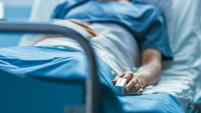 Καταγγελία: Ασθενής βρέθηκε στο πάτωμα μετά από επέμβαση στο Νοσοκομείο Λάρνακας – Έπεσε σε κώμα