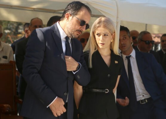 Χριστοδουλίδης: Βλέπει συνεργασία με ΔΗΣΥ, όχι αντίπαλο πόλο την Αννίτα