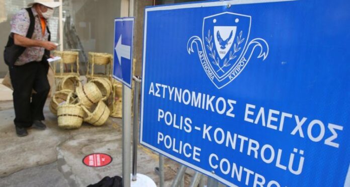 Επιδότηση προστίμων στα οδοφράγματα: Θα συνεχίσει να τα δίνει η αστυνομία – Καθόλα νόμιμο αναφέρει