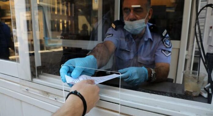 Δαμιανού: Καταγγέλλει παράνομη επίδοση εξωδίκων στα οδοφράγματα – Ζητά εξηγήσεις από Υπουργό και Αρχηγό Αστυνομίας