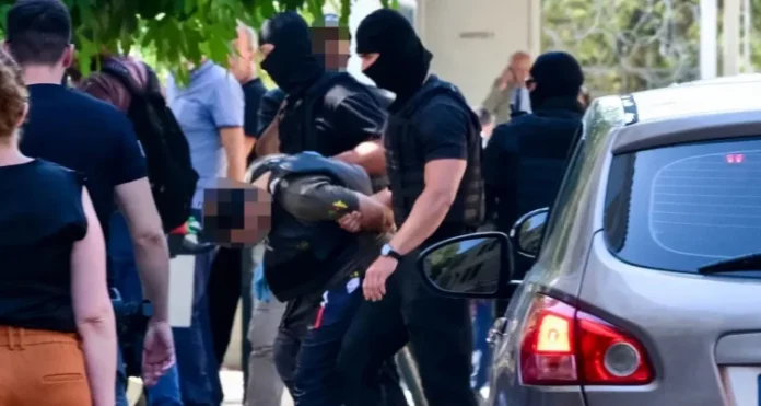 Φόβοι για ευρωπαϊκό τρομοκρατικό δίκτυο: Τι ερευνούν οι Αρχές σε Κύπρο και Ελλάδα