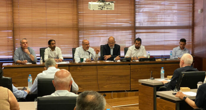 Στα άκρα οι Δήμοι: Προ των πυλών τρίωρη στάση εργασίας – «Δεν αντέχουμε άλλο»