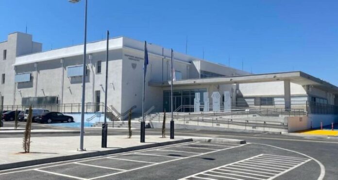 «Πήγαιναν πεινασμένα και χτυπημένα στο σχολείο» – Σοκ από τις αποκαλύψεις για τα τρία κορίτσια που αγνοούνται